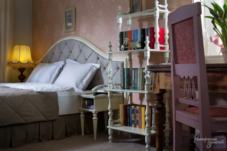 - HOTEL 19, �������